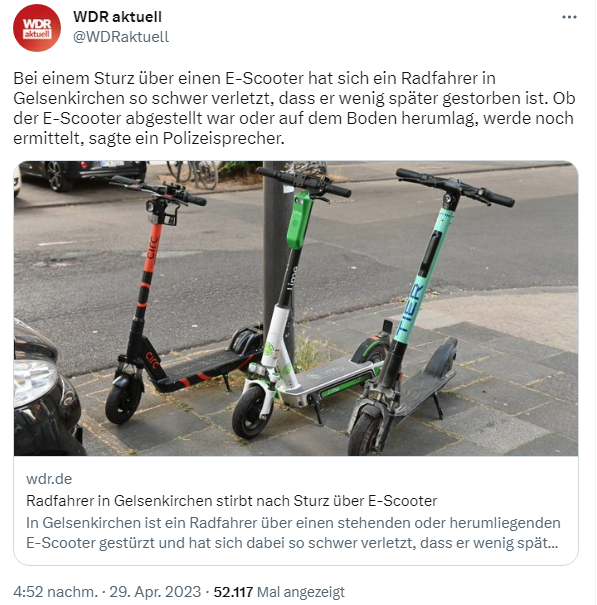 Tödlicher Unfall mit eBike, Stürz über abgestellten eScooter