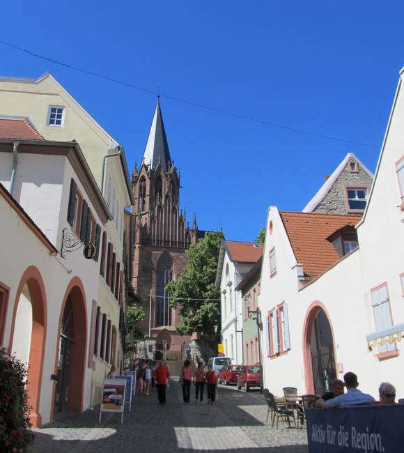 Oppenheim Straße zur Katharinenkirche